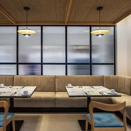 리조트 Platanista