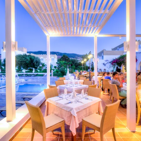 普阿塔尼斯塔酒店 度假村 4*