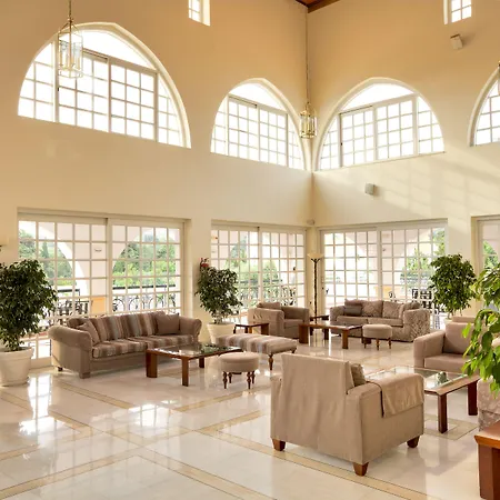 普阿塔尼斯塔酒店