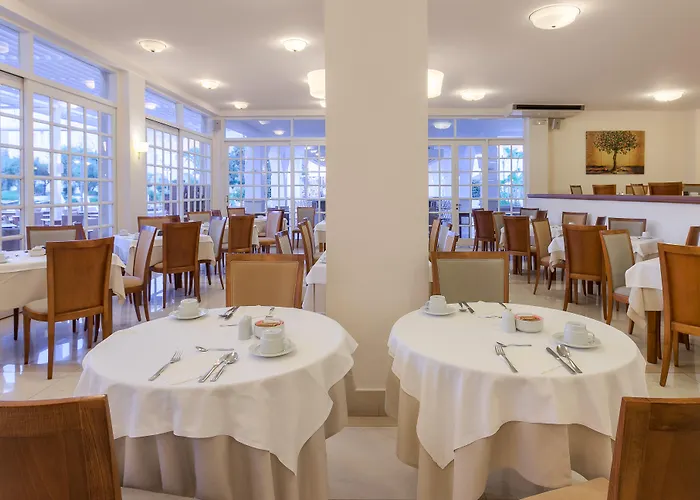 Platanista Ośrodek wypoczynkowy 4*