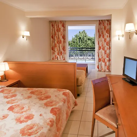 Platanista Semesteranläggning (resort)