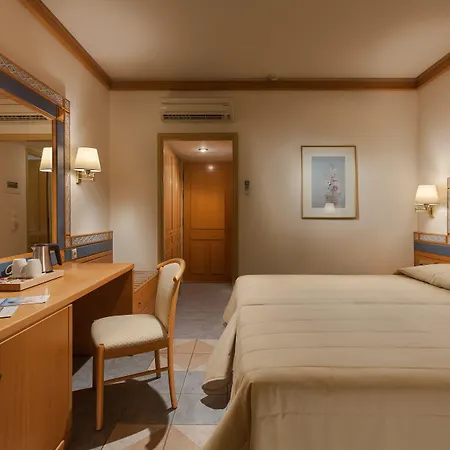 プラタニスタ 4*