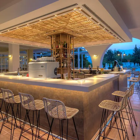 Platanista Semesteranläggning (resort) 4*