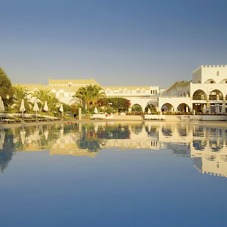 リゾート プラタニスタ コス・タウン