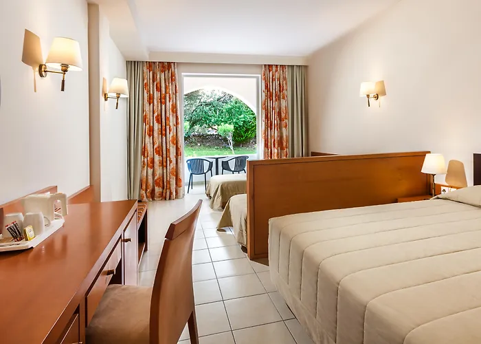 Üdülőközpont Platanista 4*